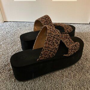 Womens Platform Cheetah Print Sandals